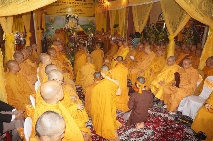 Lễ Truy niệm và Cung tống Kim quan Cố HT. Thích Giác Tần đến đài hỏa táng