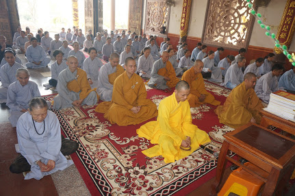 Chùa Bích Nam: Khóa tu đầu xuân Mậu Tuất với bài pháp “Chuyển hóa Tâm Sân hận”.