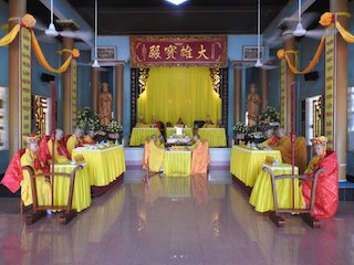 Lễ tấn đàn Tỳ kheo tại Đại giới đàn Trí Hải-Bích Liên