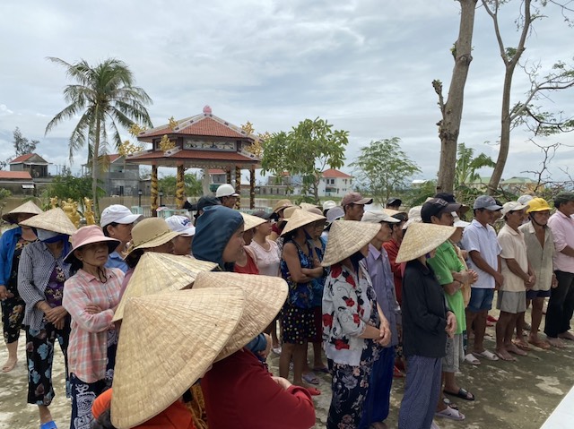 Phật giáo Bình Định chung tay hỗ trợ đồng bào vùng lũ