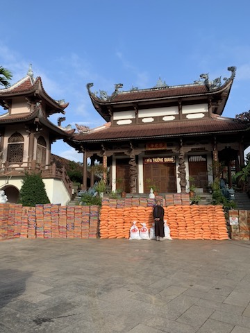 Hoài Ân: Ban Từ thiện GHPGVN huyện Hoài Ân phát quà Tết Nhâm Dần