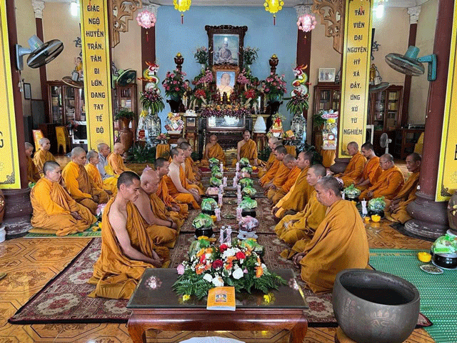 An Nhơn: Tịnh xá Ngọc Duyên trang nghiêm tưởng niệm Tổ sư Minh Đăng Quang và Cố Hòa thượng Giác Tần